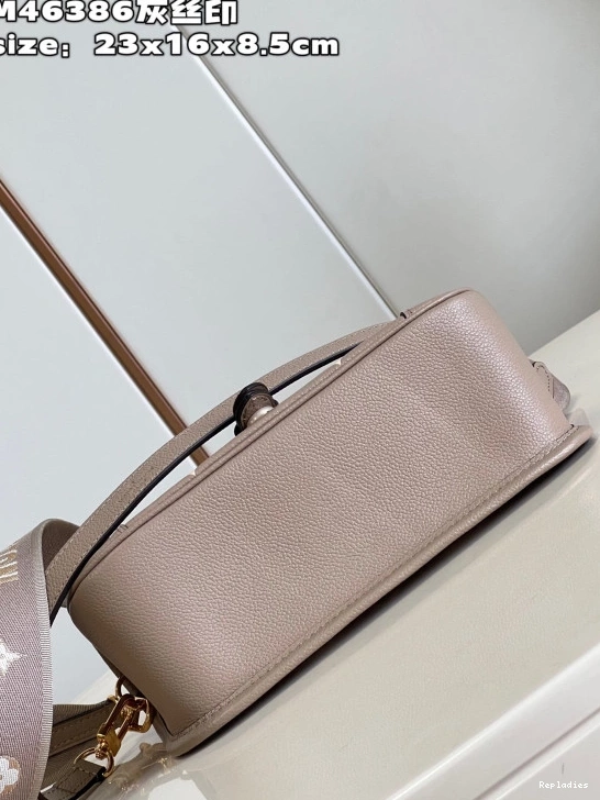 Rep ladies Diane Nano VUITTON LOUIS 0807